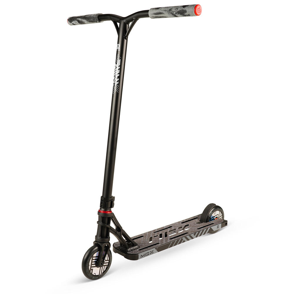 MADD GEAR PRO MGP MGX T2 PRO STUNT FREESTYLE SCOOTER – BOYS & GIRLS - AGE 8 PLUS – STEALTH