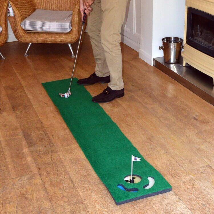 PGA TOUR 6ft Putting Mat with Guide Ball and Training Tips 2/5