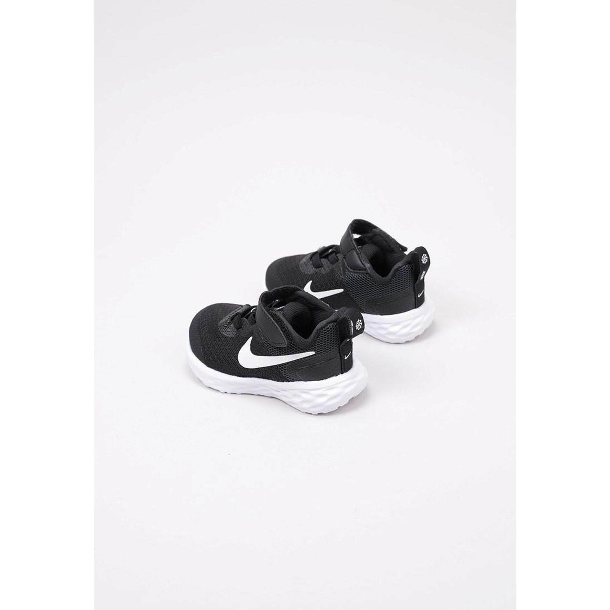 Buty do biegania niemowlęce Nike Revolution 6 NN