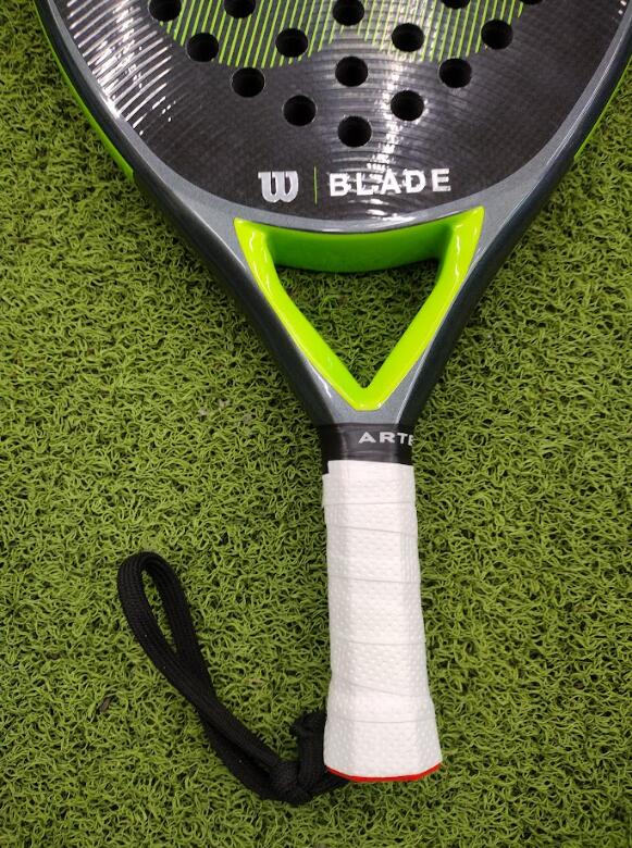 RAQUETE DE PADEL PALA BLADE LT 2 WILSON - SEGUNDA VIDA: MUITO BOM ESTADO 4/5