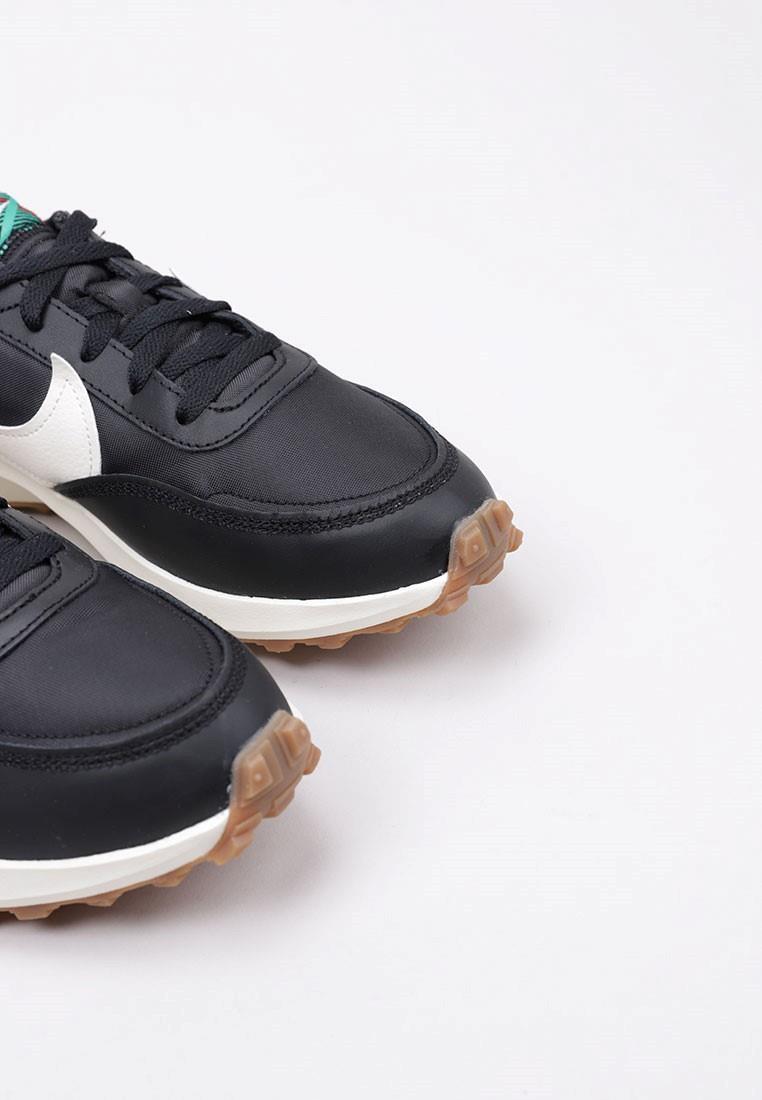 Baskets Nike Modèle Waffle Debut Premium Couleur Noir 3/5