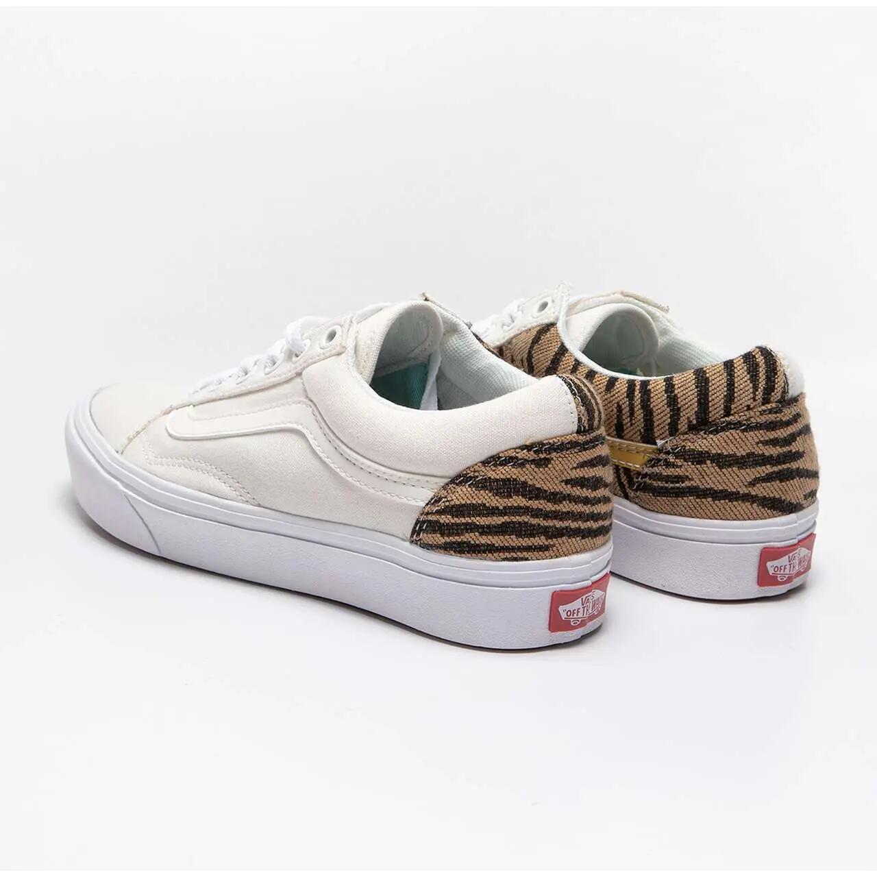 Buty do chodzenia damskie Vans UA ComfyCush Old 5/6