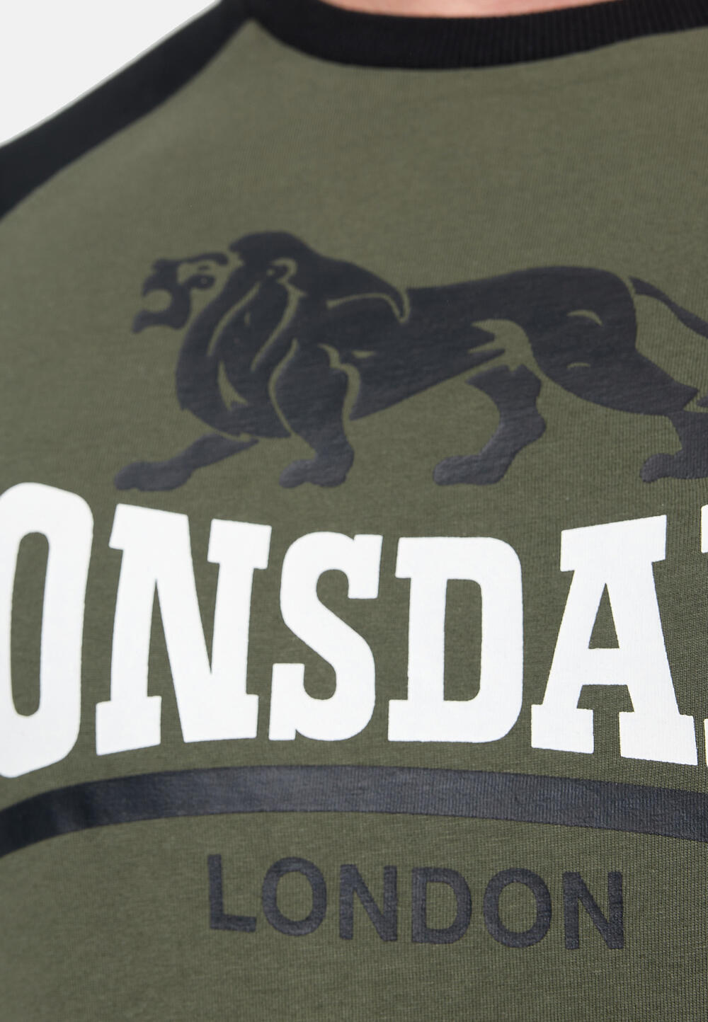 Classic cut T-shirt Lonsdale Magilligan 4/4