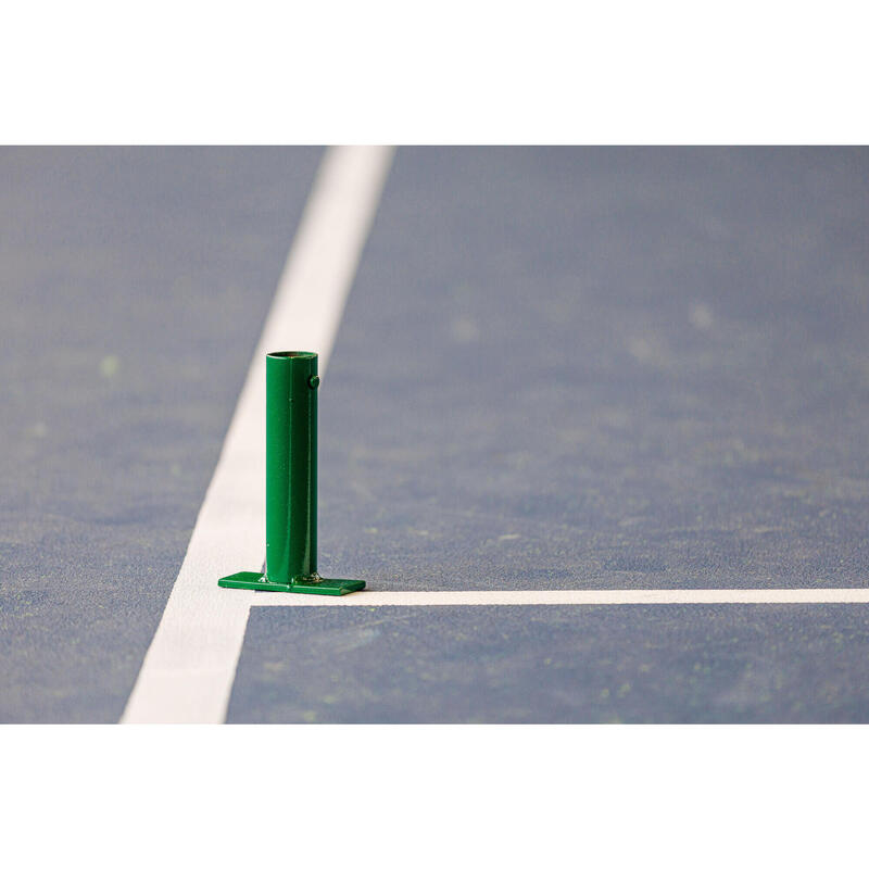 Befestigung zum Einbetonieren für den Regulator eines Tennisnetzes