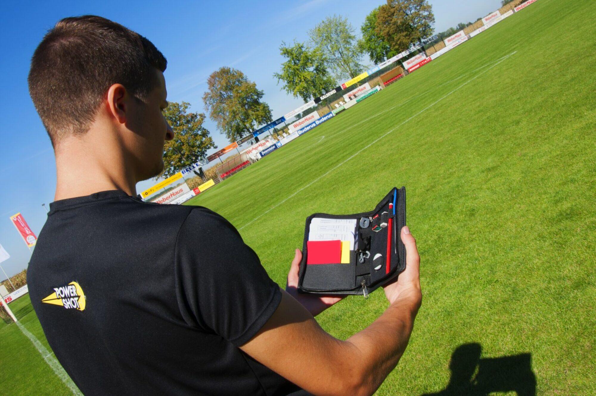 Kit d'arbitre complet 2/7