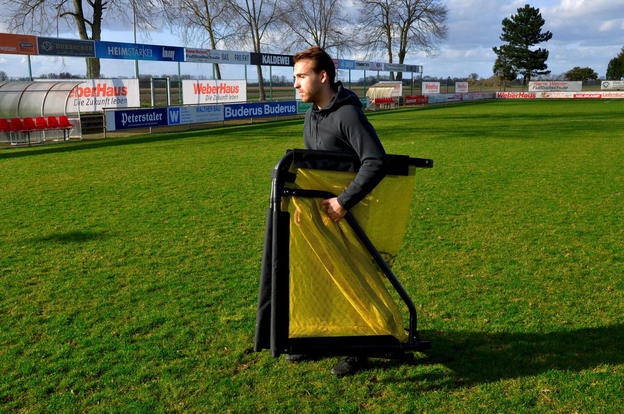 Mini but de foot PLIABLE en aluminium 1,5 x 1 m 5/8