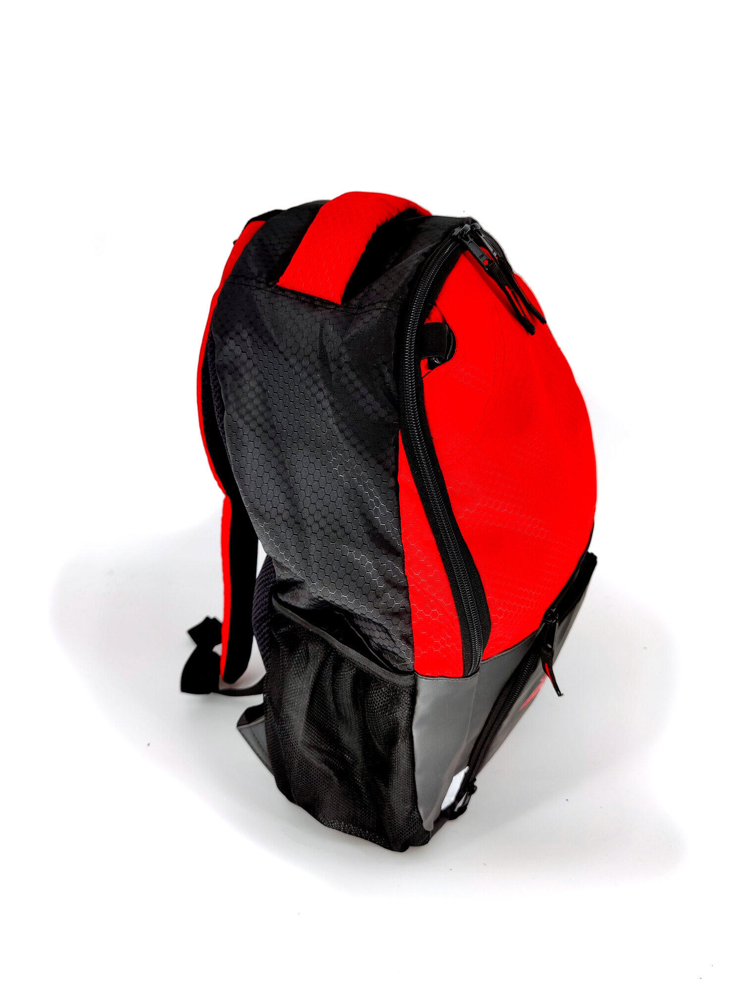 Borsa sportiva ecologica Pelota - Impermeabile - Rosso e nero 2/4