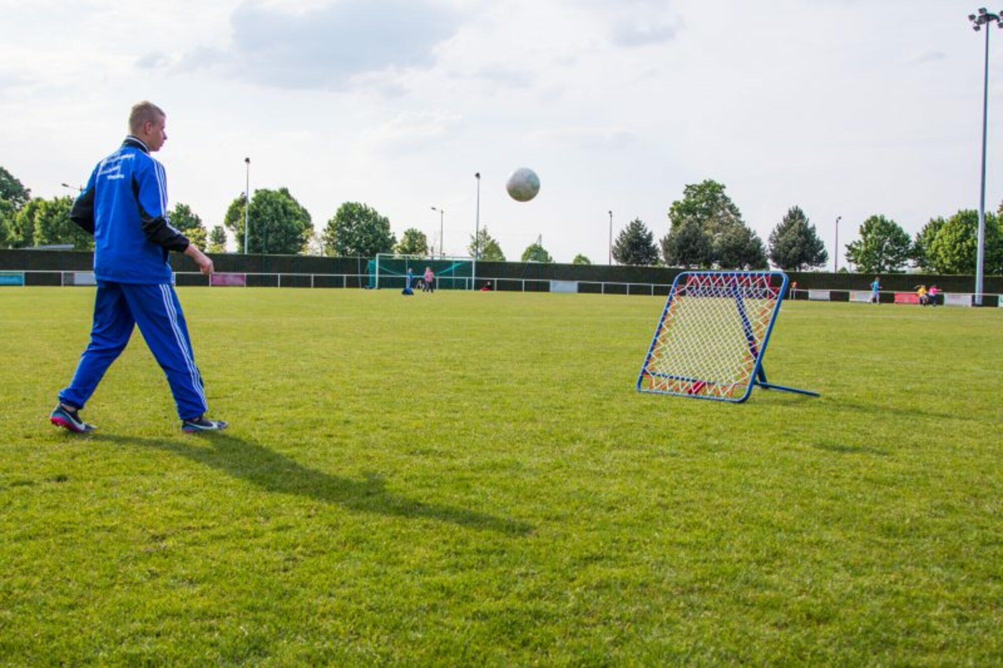 Faltbares Rückprallnetz - Tchoukball 100 x 100 cm 4/7