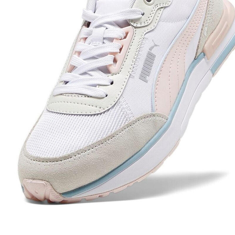 Baskets Puma R22