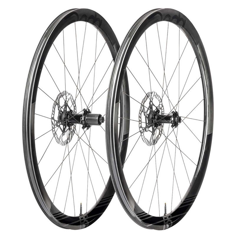 Jeu de roue pneu disque Deda RS4 CL TLR Sram Xdr Carb.Pob web only      2 31450€    DEDA Jeu de roue pneu disque Deda RS4 CL TLR Sram Xdr Carb.PobVendu exclusivement en ligne   