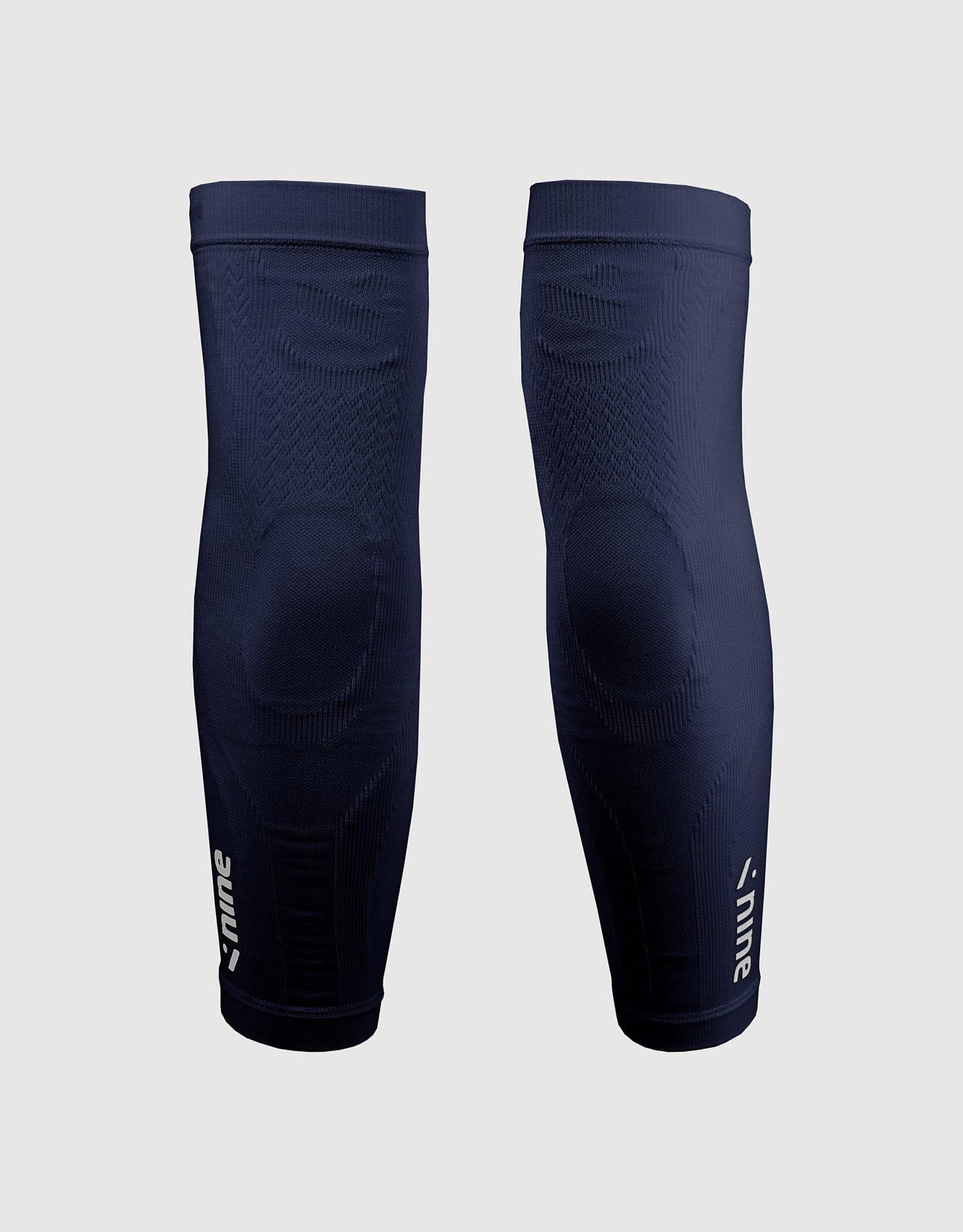 NINESQUARED Volleyball Armsleeves Unisex – „Net“ (1 Paar) Dunkelblau
