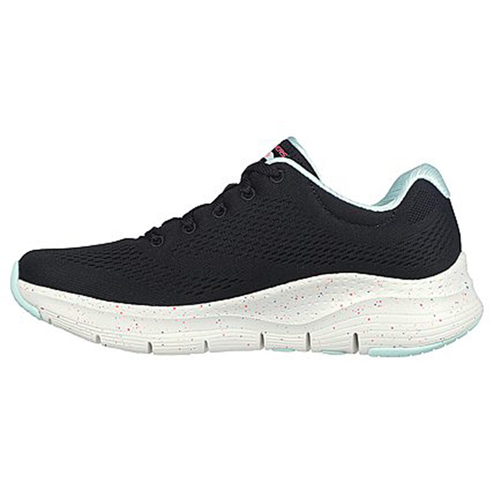 Tênis pretos Skechers Women's Arch Fit Freckle Me 4/5