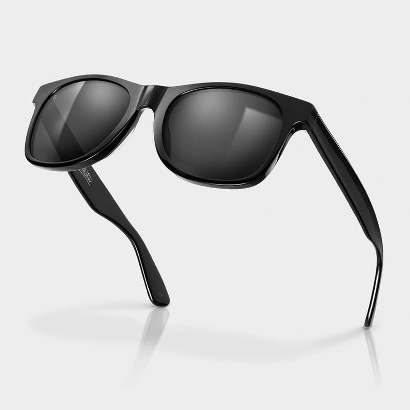 Lunettes de soleil acétate recyclé Surf Homme et Femme Total Black Noir