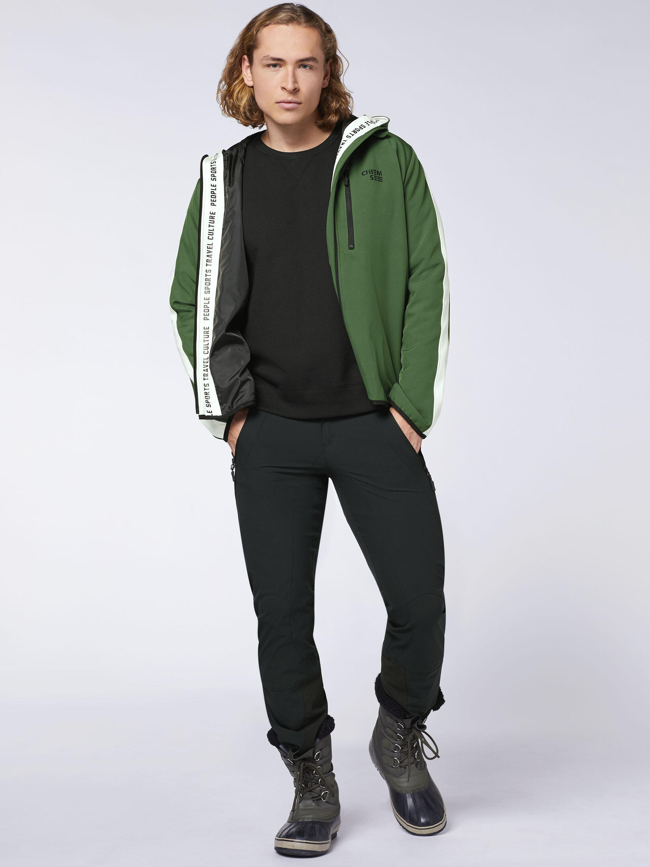Softshell-Jacke mit Blockstreifen und Retro-Patch 5/7