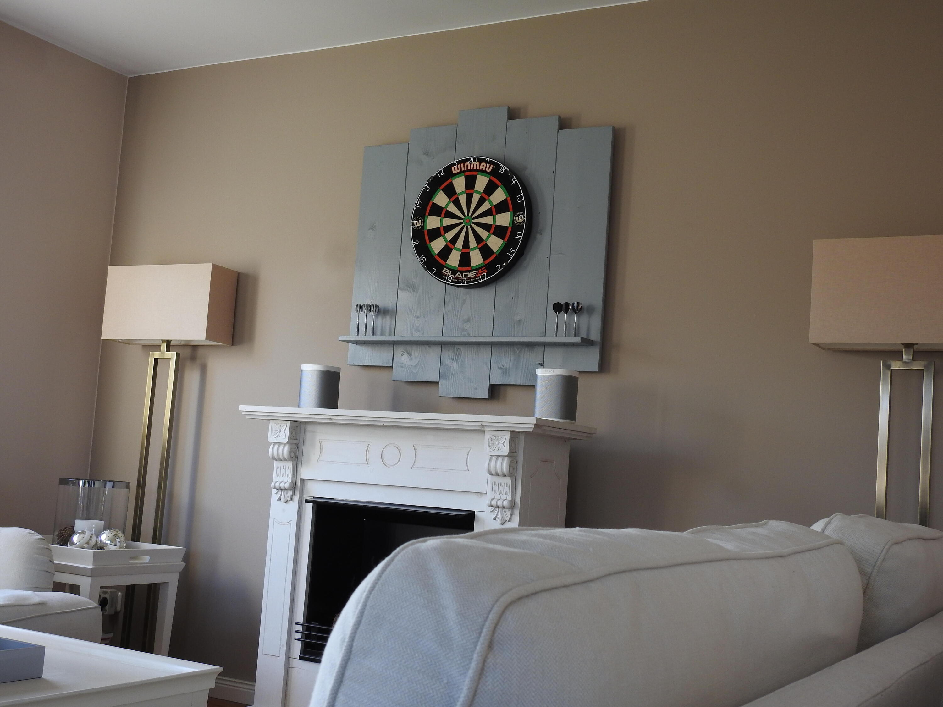 WOODEN Dartboard Surround | Premium Dart-Wandschutz | OHNE Tablet-Halter 2/2