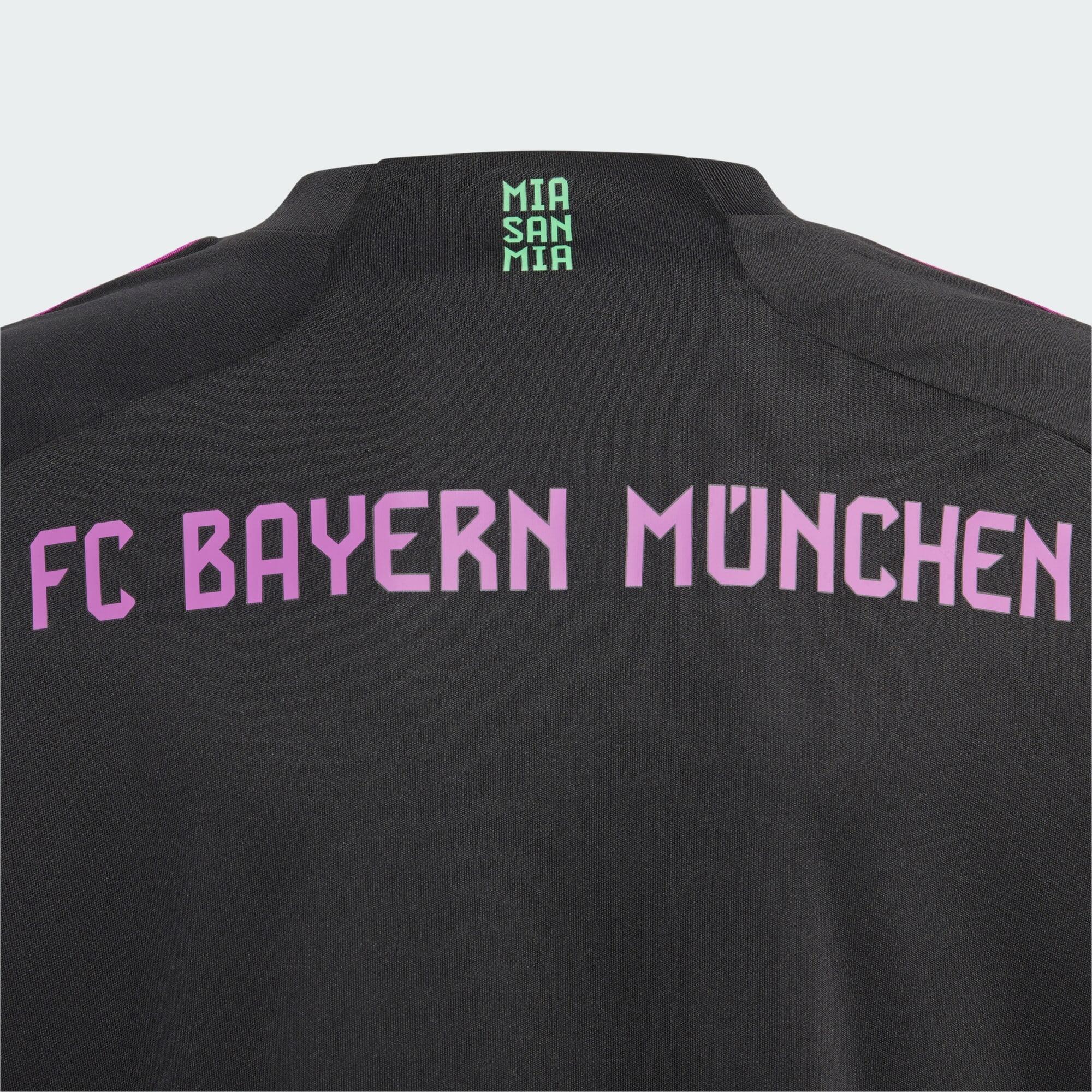 FC Bayern 23/24 Away Jersey Kids 4/7