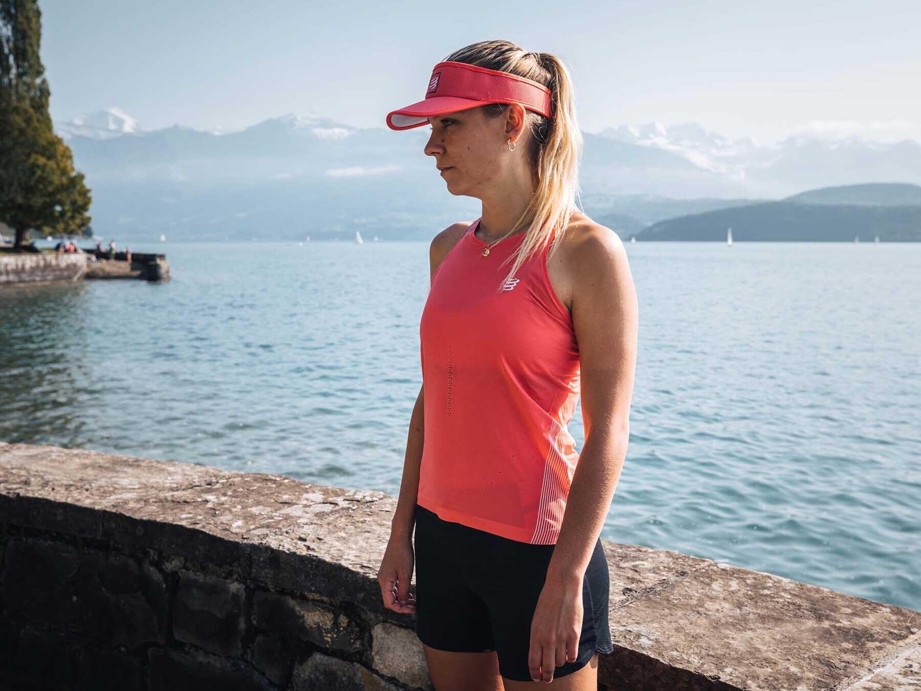 Performance Singlet Woman Compressport débardeur running rouge 6/7