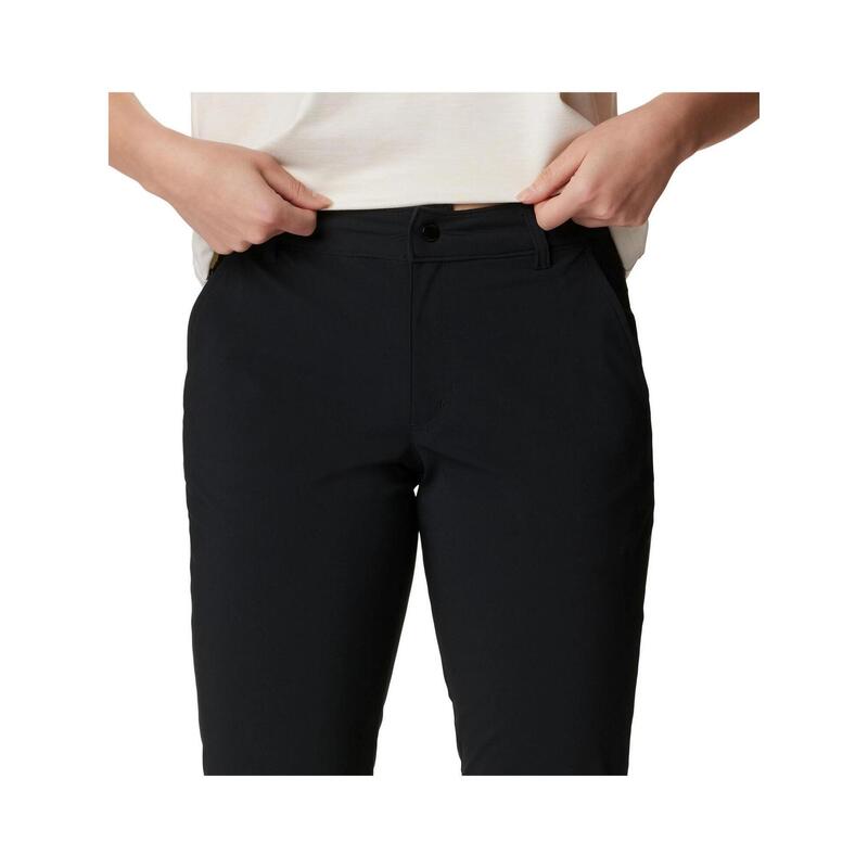 Pantaloni de drumetie Back Beauty Softshell Pant femei