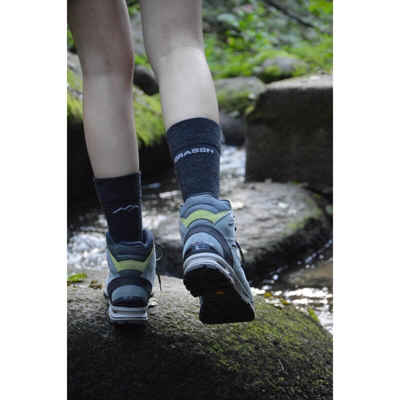Polovysoké merino turistické ponožky Vohenstrauß DRASSN