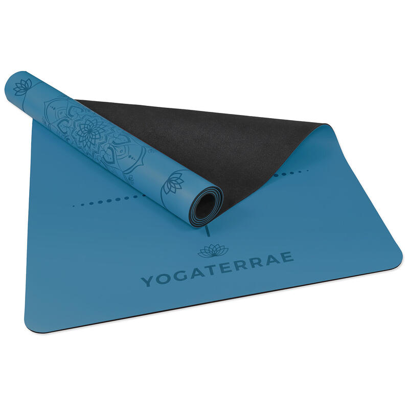 Poolblauw yogamat in PU en rubber met MANDALA + LICHAAMSLIJNEN