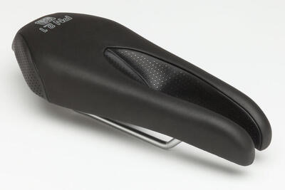 Ism pn2.1 performance narrow zadel voor optimaal comfort