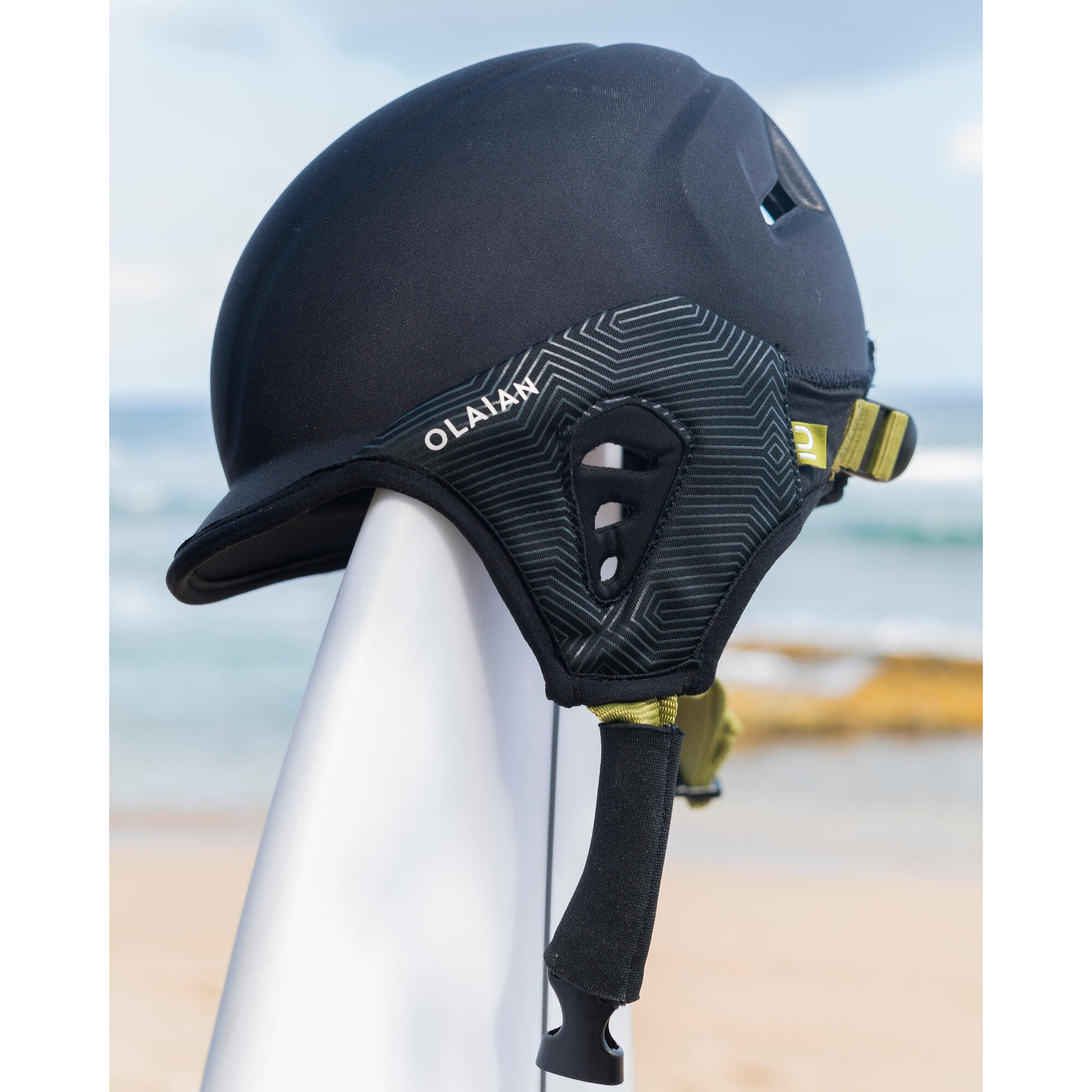 Second Life - Casco da surf. Nero - MOLTO BUONO