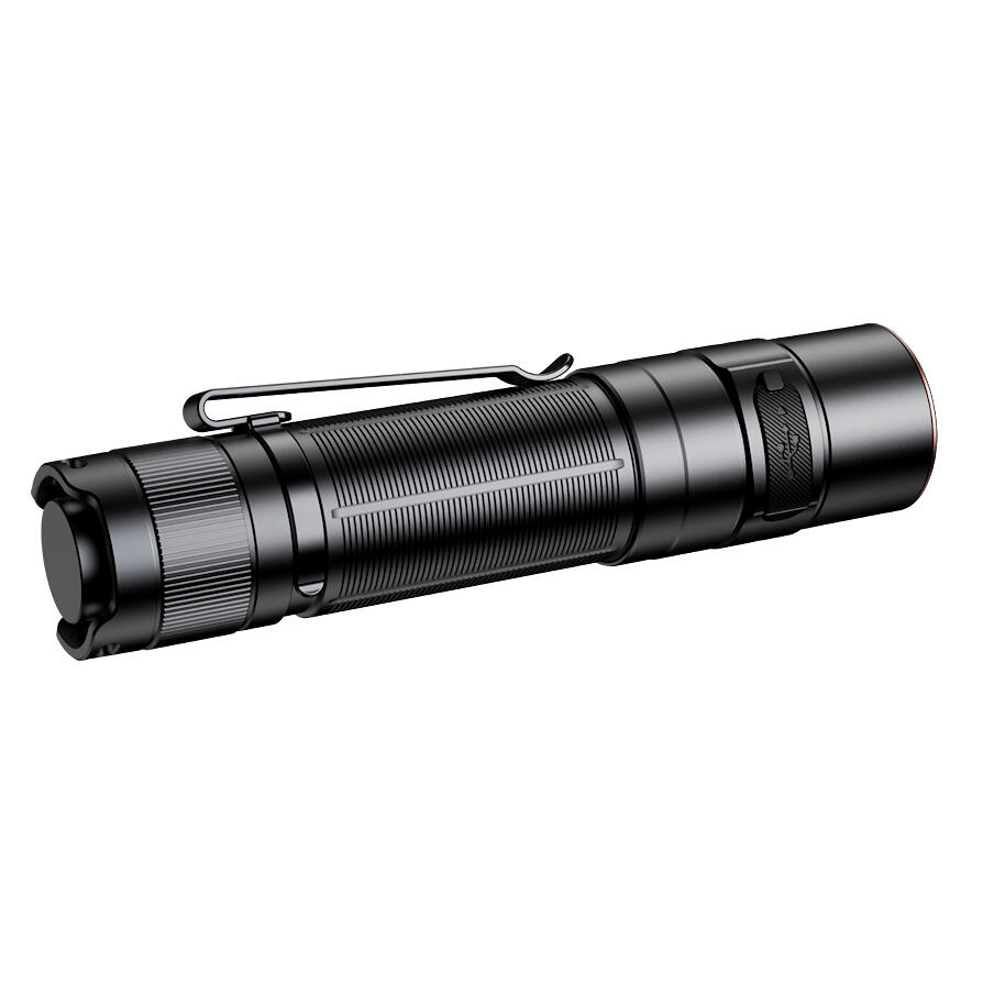 E35R 3100 Lumen Rechargeable Torch With Magnetic Tail 3/6