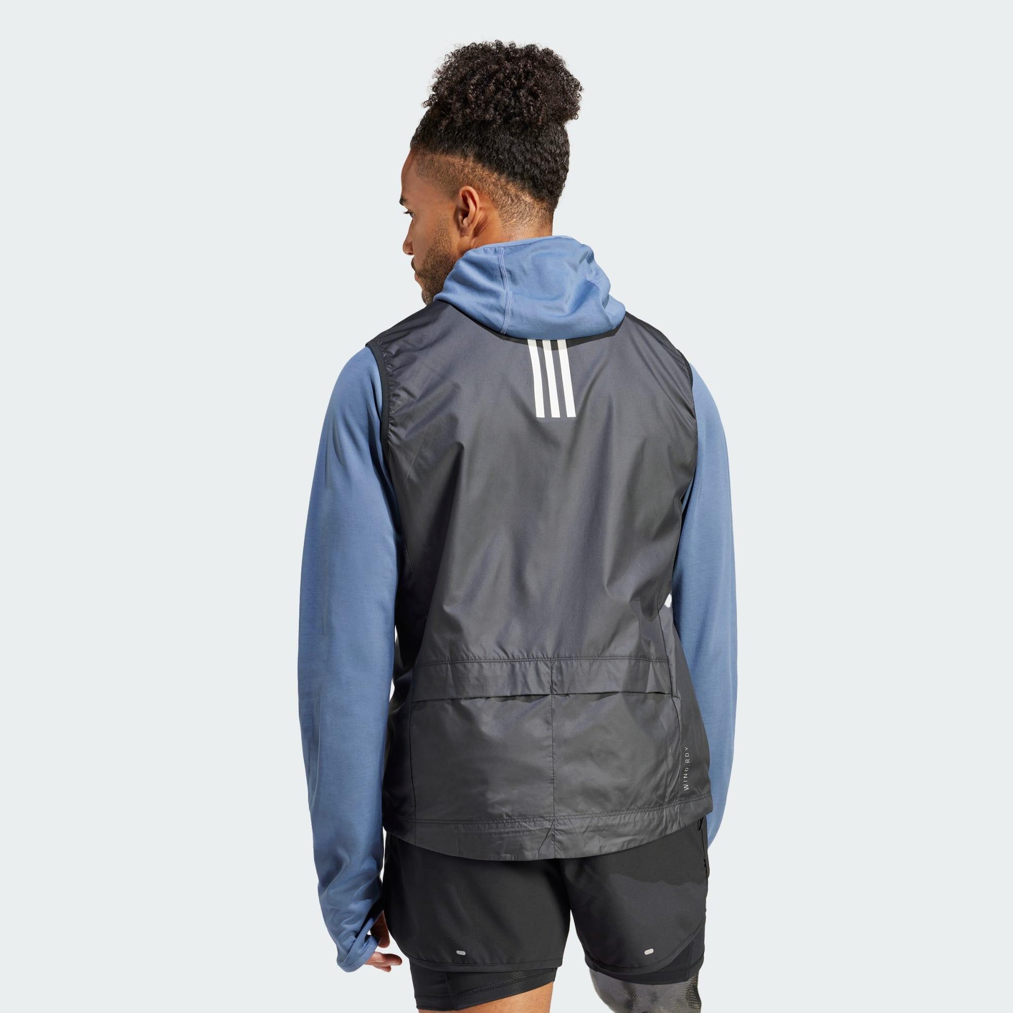 Own the Run sleeveless jacket