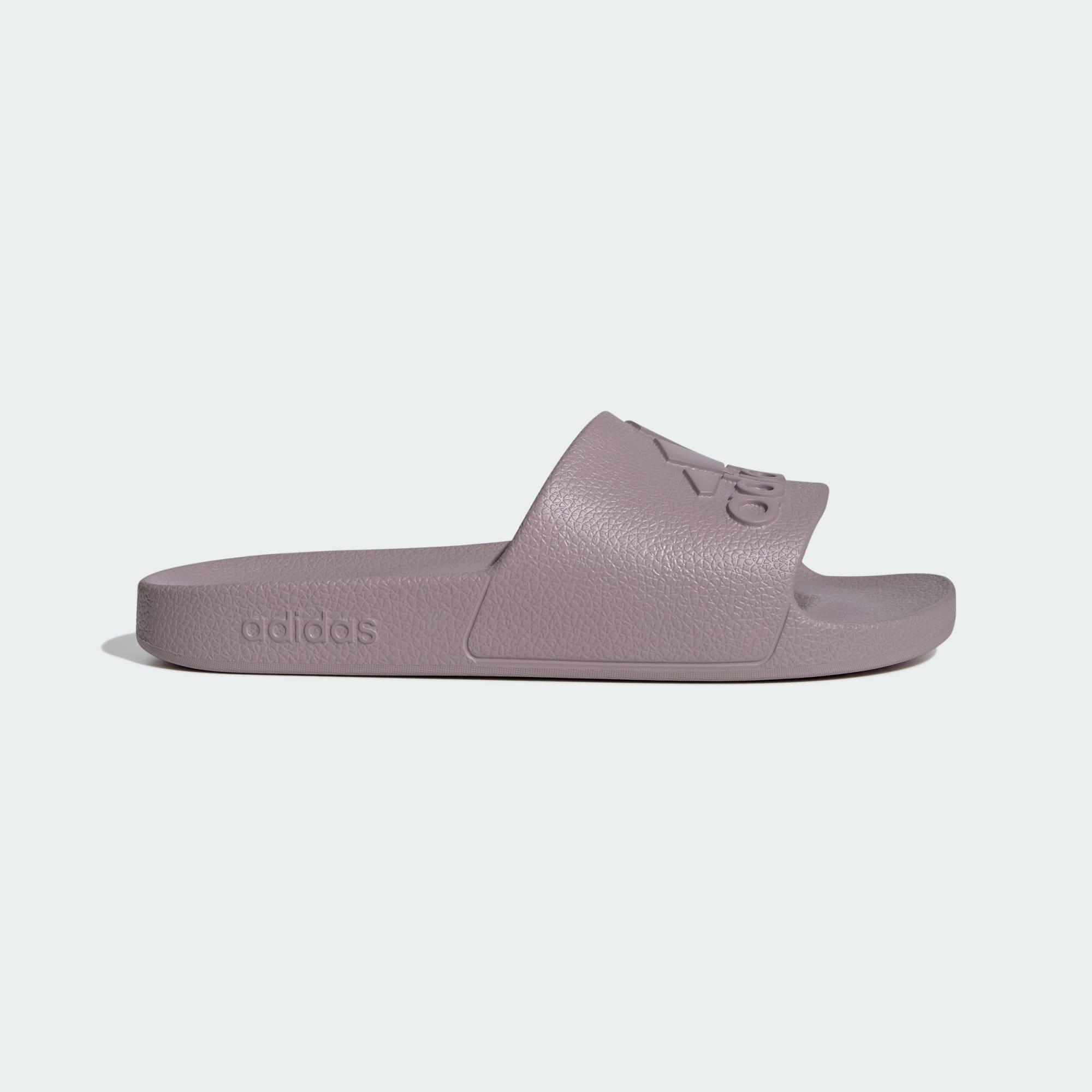 Adilette Aqua Slides 2/15
