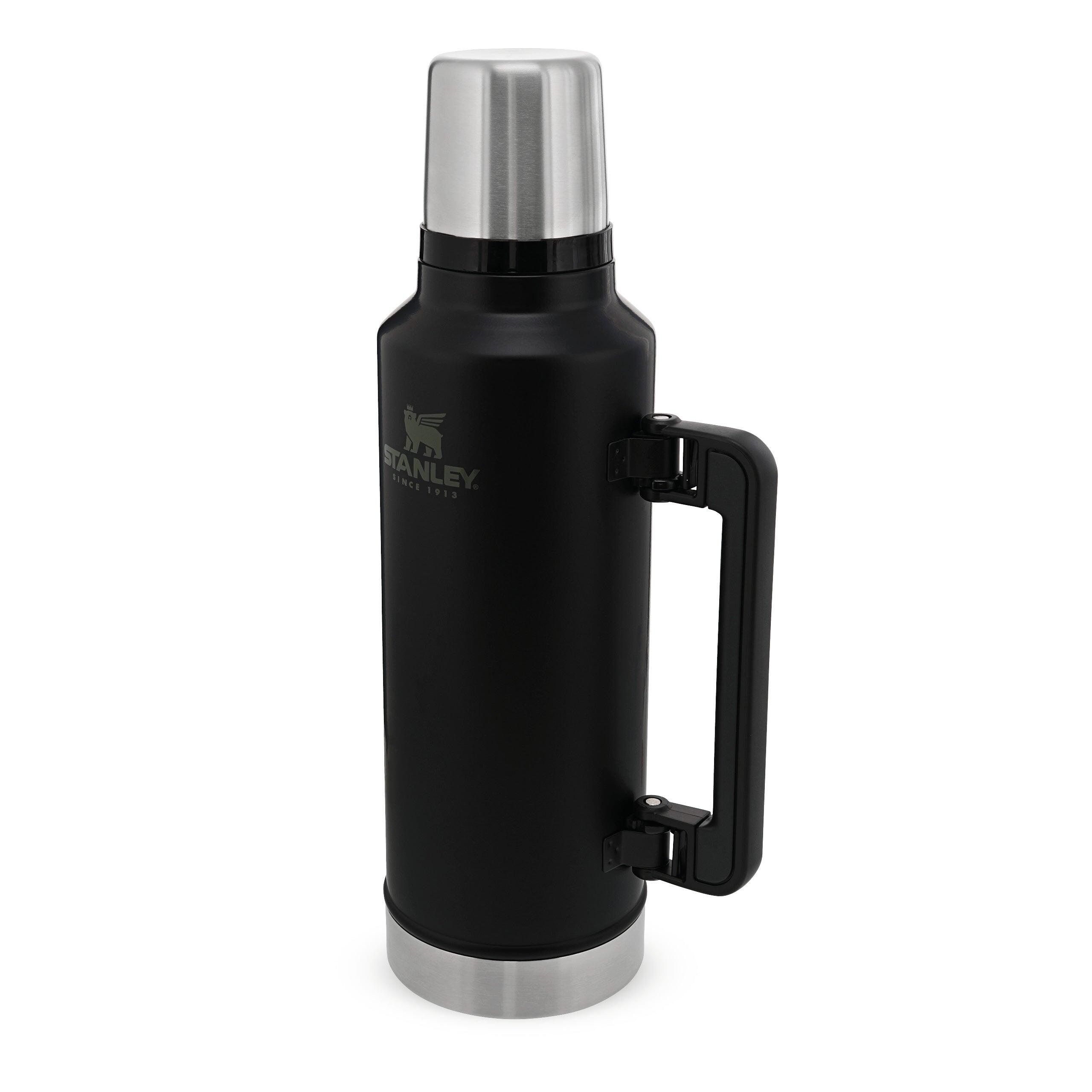 STANLEY Thermosfles 'Classic' - 1,9L Wandelen Fietsen - Dubbelwandige Vacuüm Isoleerfles