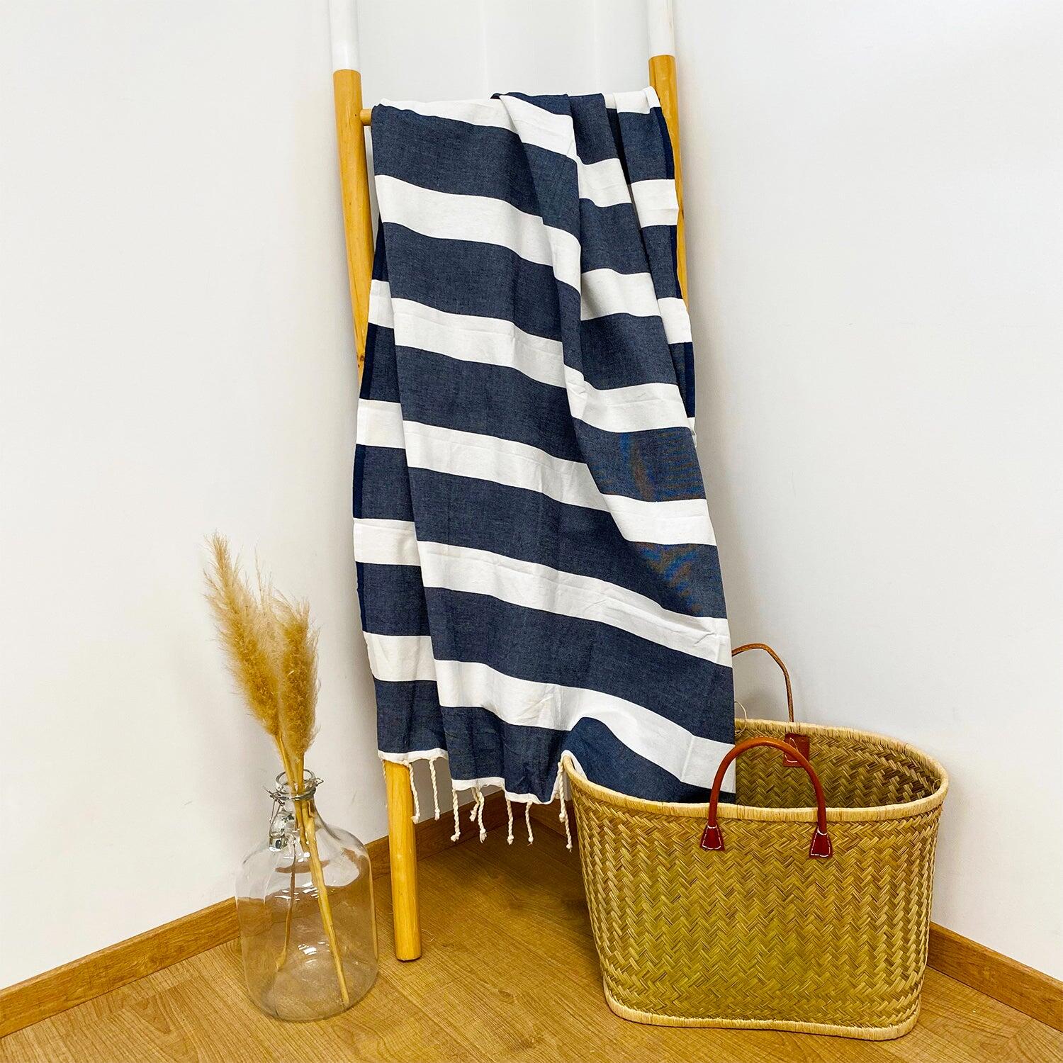 Fouta traditionnelle en coton 2x2m en nid d'abeille Melissa 2/3