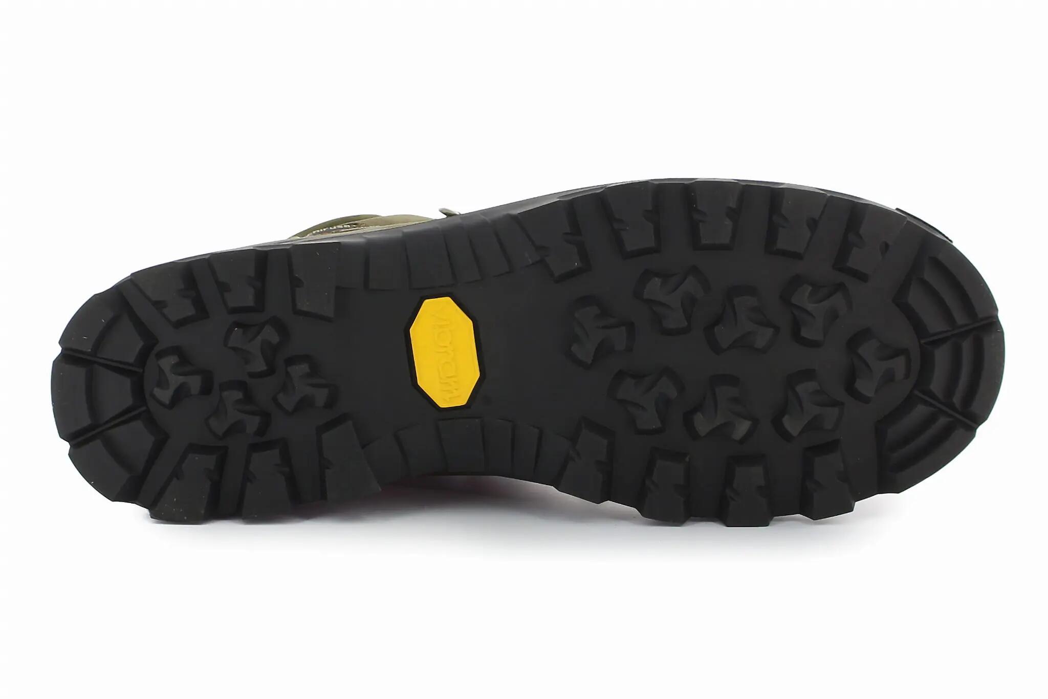 Botas de Caza y Trekking Impermeables para Hombre Chiruca Urales 01 Gore-Tex 6/7