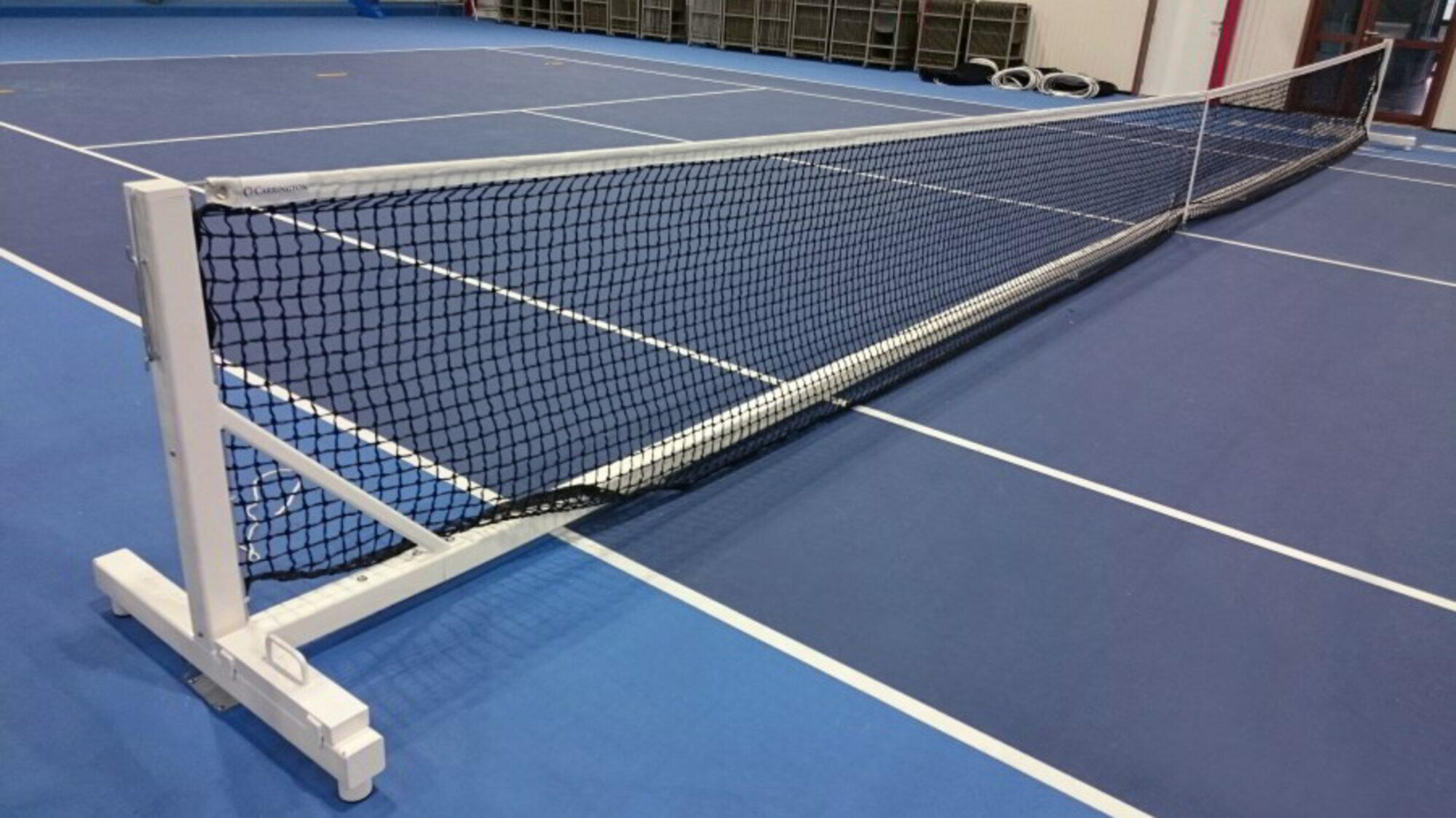 Transportabler integraler Tennispfosten aus Stahl Carrington 6/7