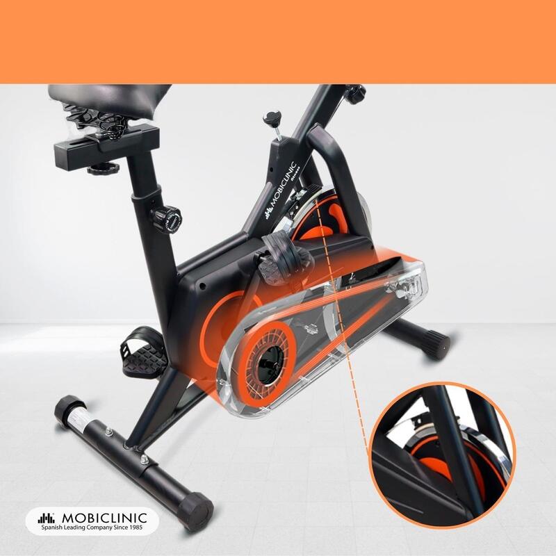 Bicicleta Estática Indoor de spinning Volante 10kg Ajustable ruedas 120kg