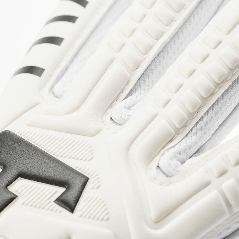 Keepershandschoenen voetbal volwassenen Classic 1.0 White-Out met fingersave