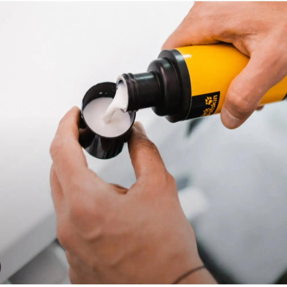 Universal Cleaner Plus Produit d'imprégnation et de lavage 2/2