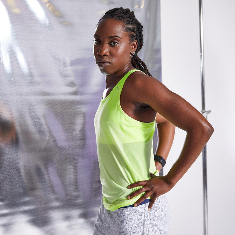 Seconde vie - DÉBARDEUR RUNNING FEMME AVEC BRASSIÈRE INTÉGRÉE KIPRUN... - BON