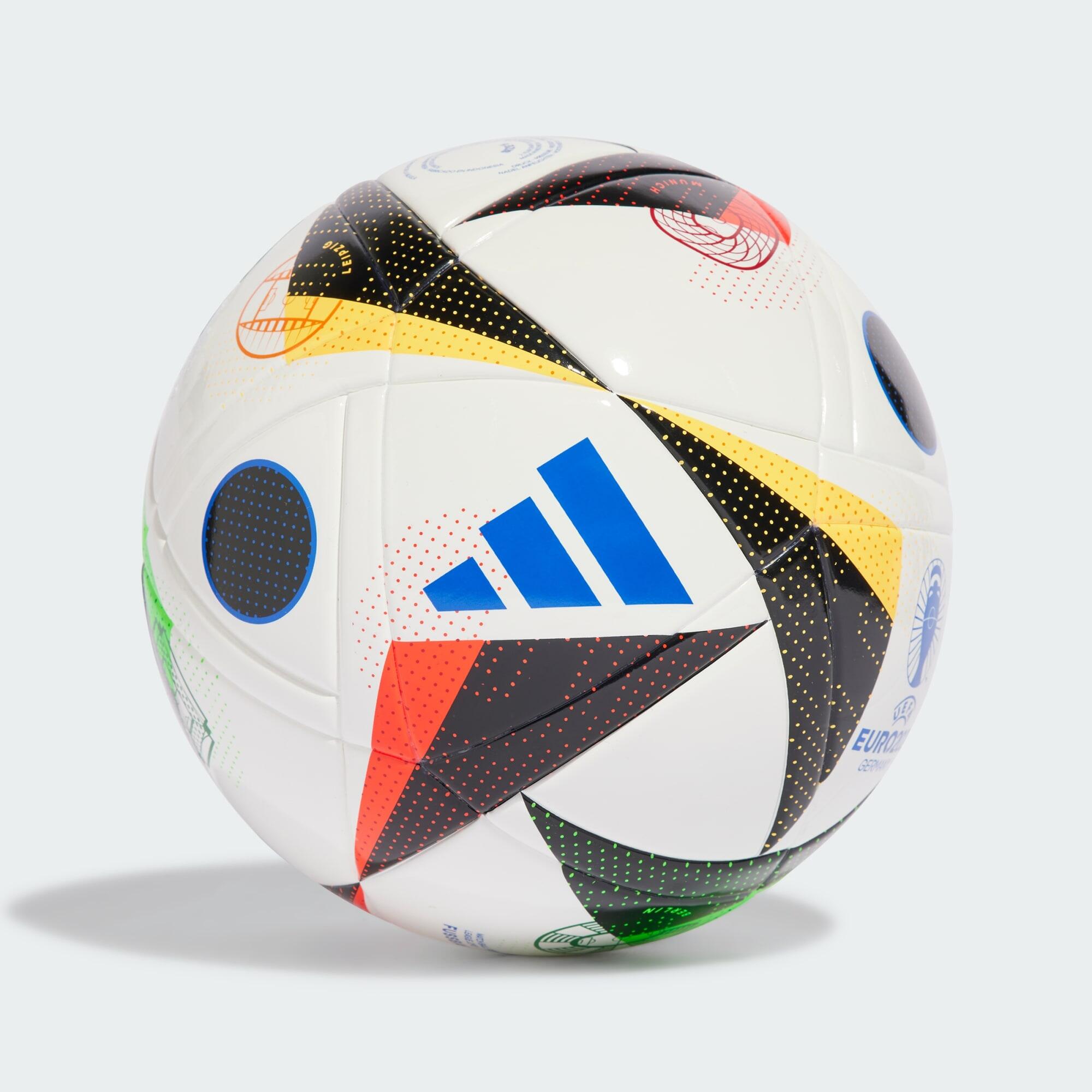 Fussballliebe League Ball Kids 2/6