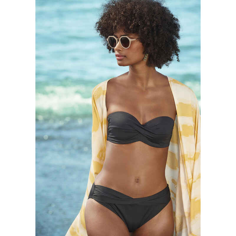 Strand Bikinis: Passenden Bikini für den Strandurlaub | Bustier-Bikinis