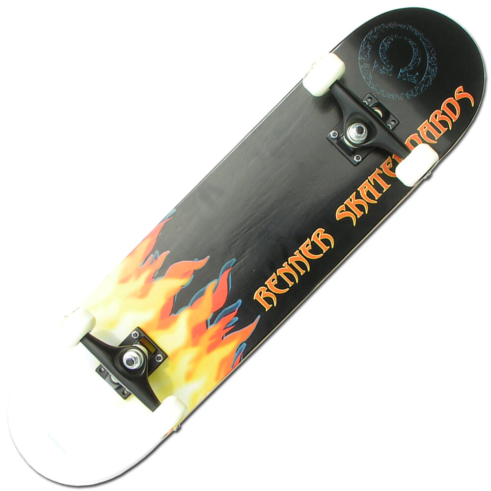 RENNER PRO 180 SERIES COMPLETE SKATEBOARDS 7.75” – FLAMES – AGE 5+ 2/5