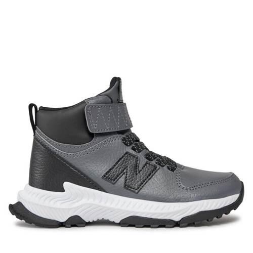 NEW BALANCE picture