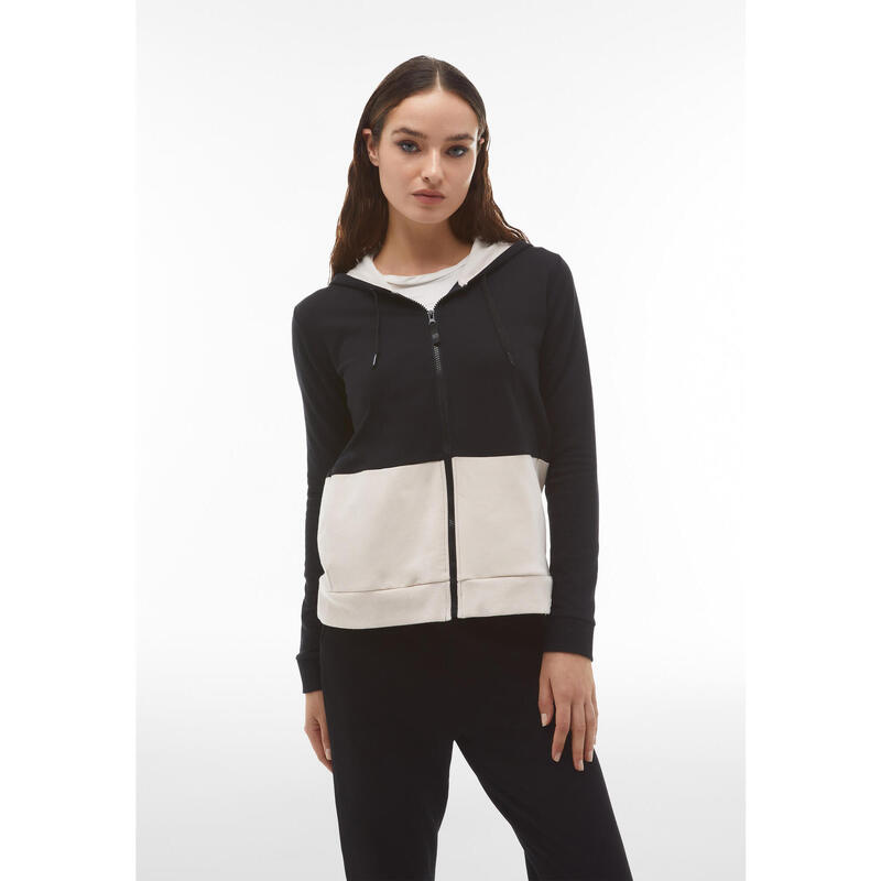 Felpa comfort fit color block con stampe e cappuccio