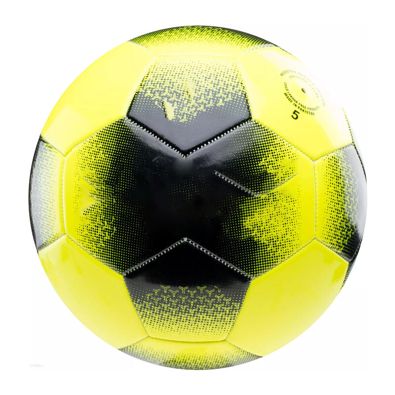Futebol com logótipo Carlos Amarelo/preto em chamas