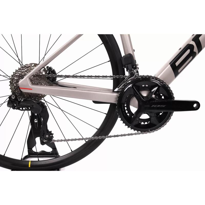 Segunda Vida -Bicicleta de Estrada - BMC Teammachine SLR Five - 2023 - MUITO BOM