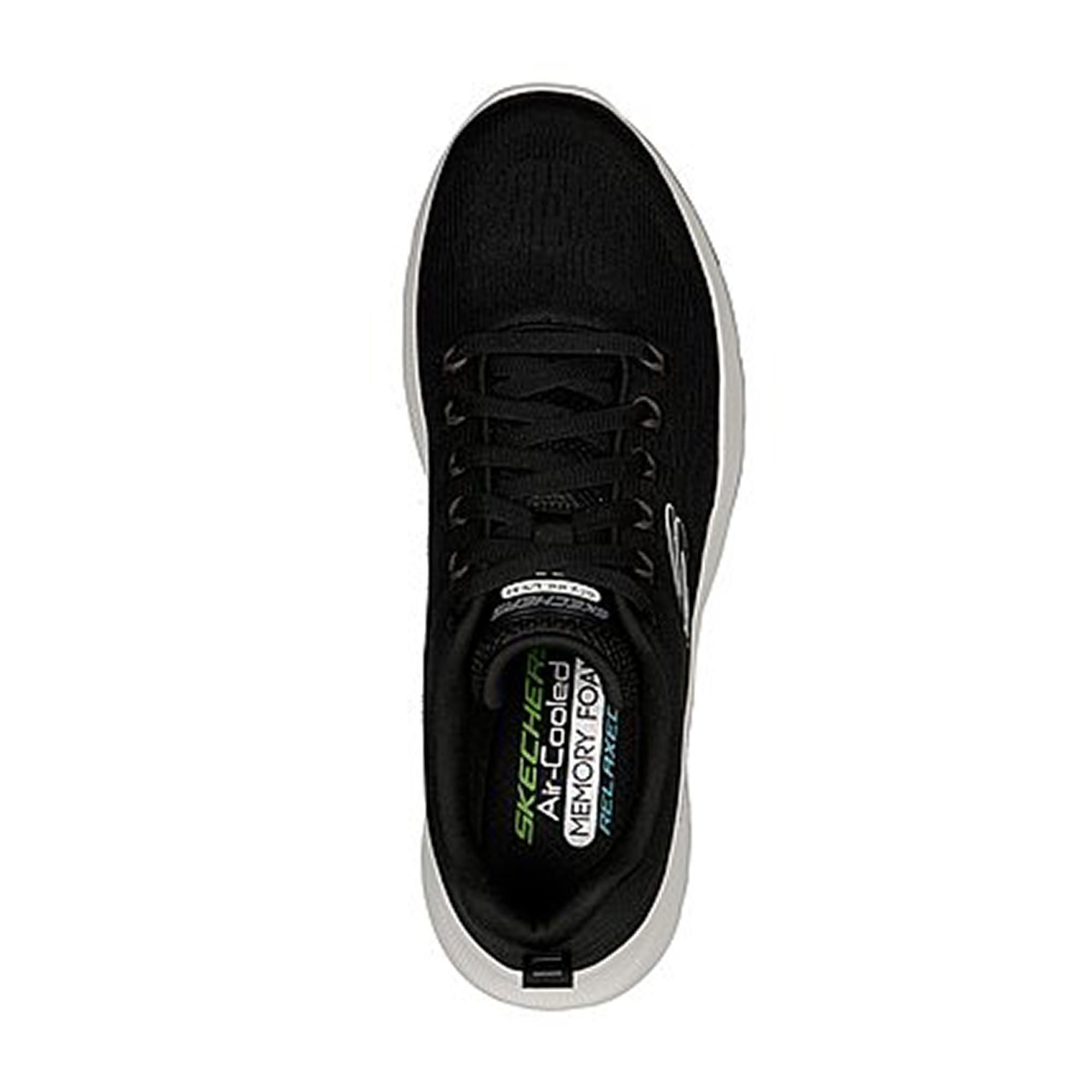 Zapatos skechers shop con ruedas futbol
