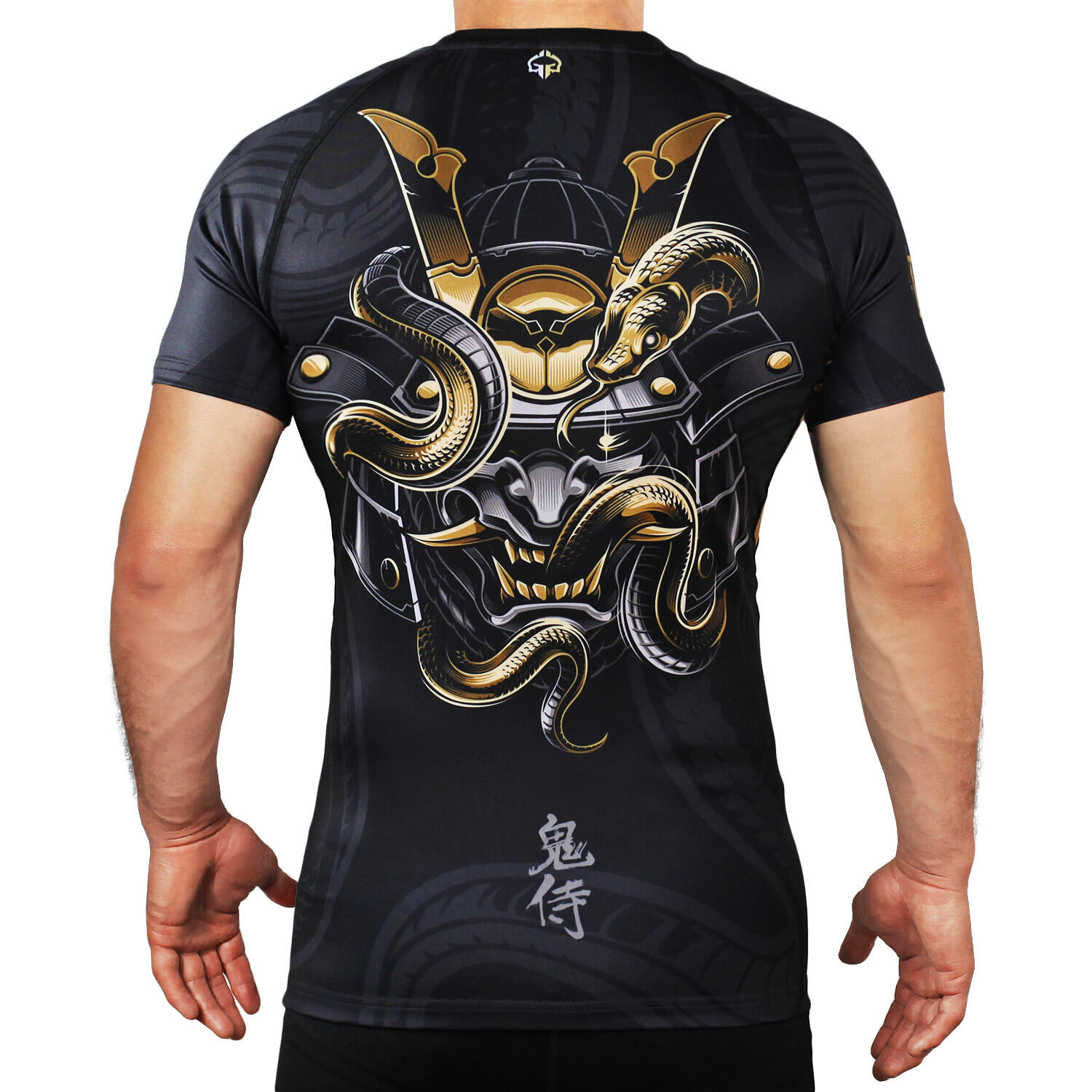 Juego terrestre masculino de rashguard en samurai