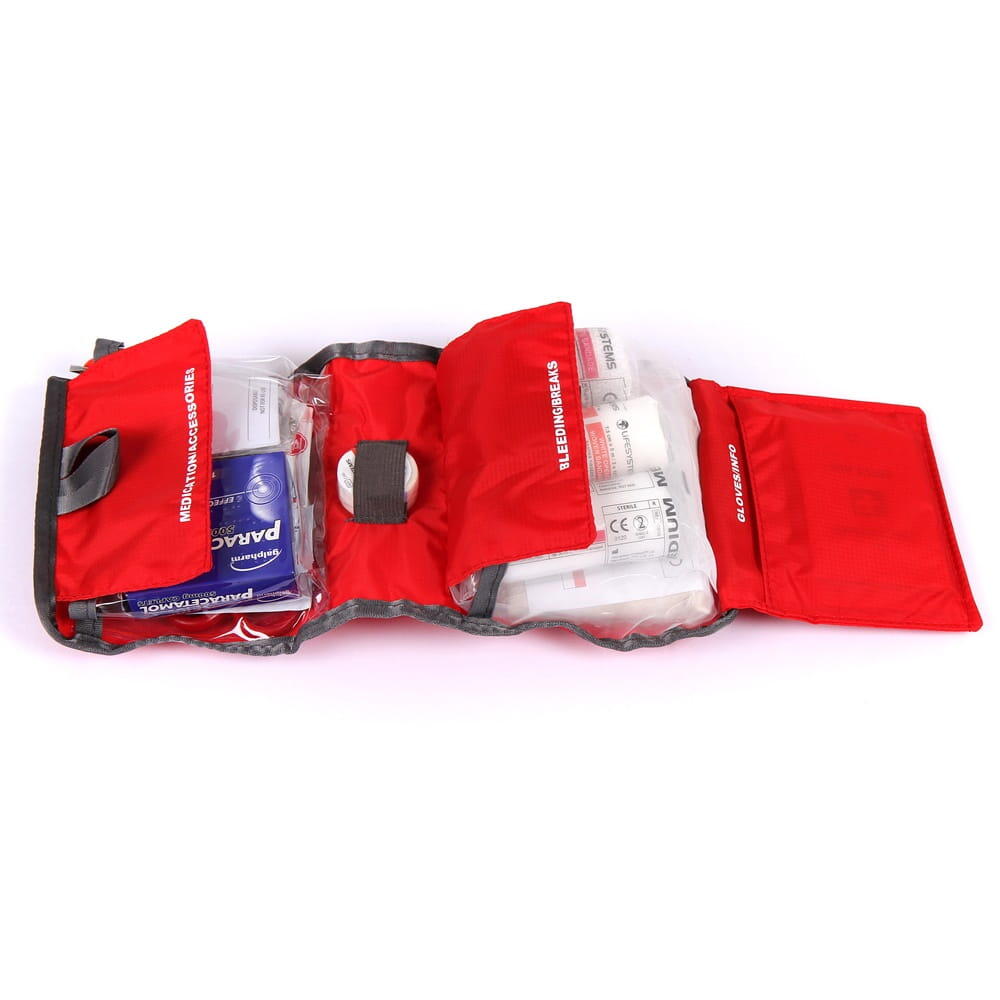 Waterproof First Aid Kit 3/6