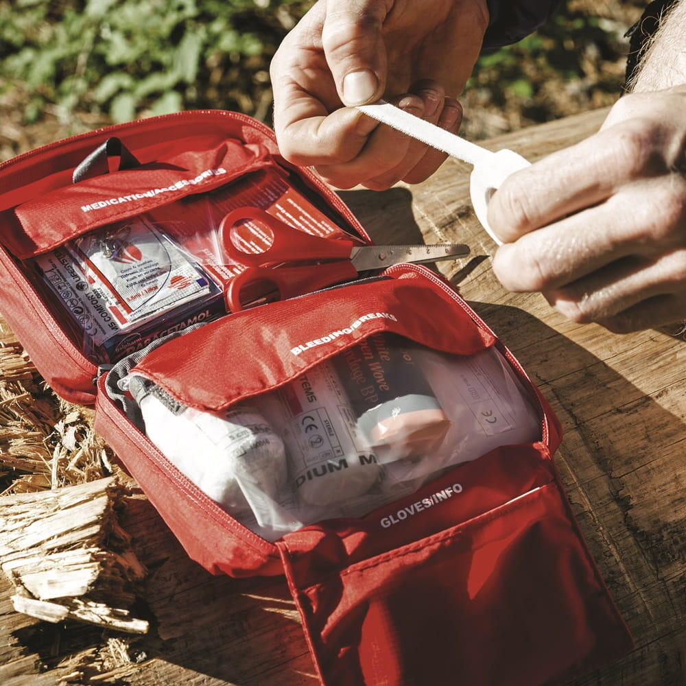 Trousse de premiers secours Lifesystems Explorer Ripstop étanche 170x130x60 mm 6/7