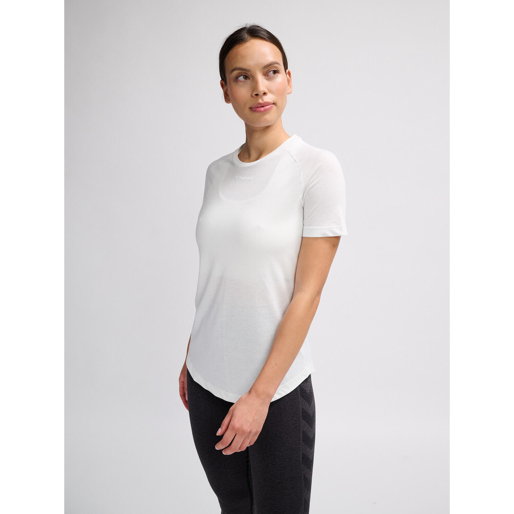 Hummel - Enfiler T-shirt Hmlmt Vanja Femme Hummel - T-shirt Manches Courtes - Blanc - S - Decathlon
