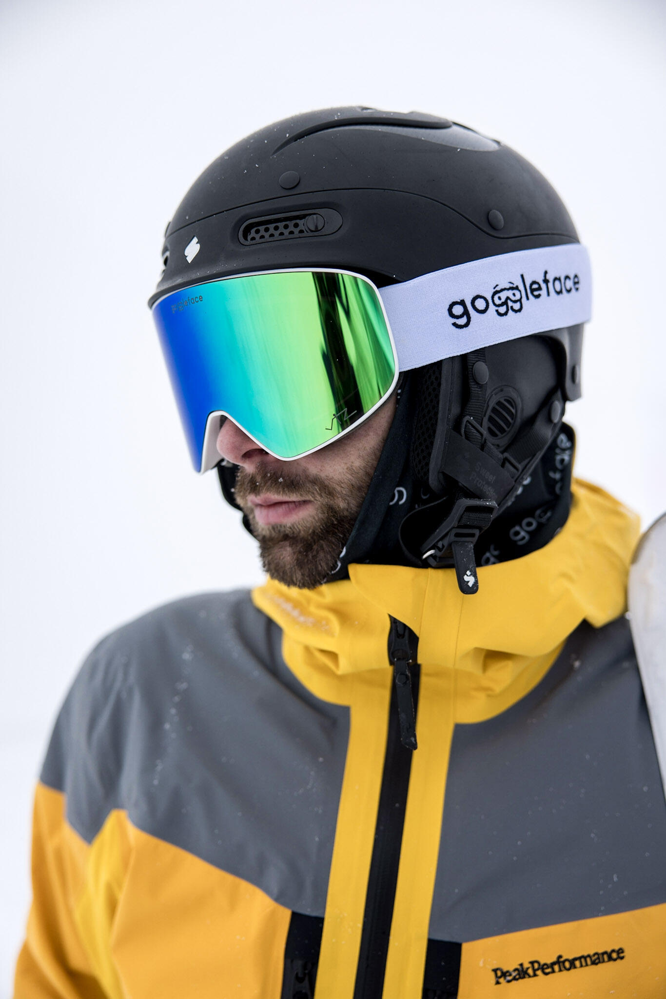 GOGGLEFACE Straight Line Skibrille – Weiß/Grün – Unisex 3/4